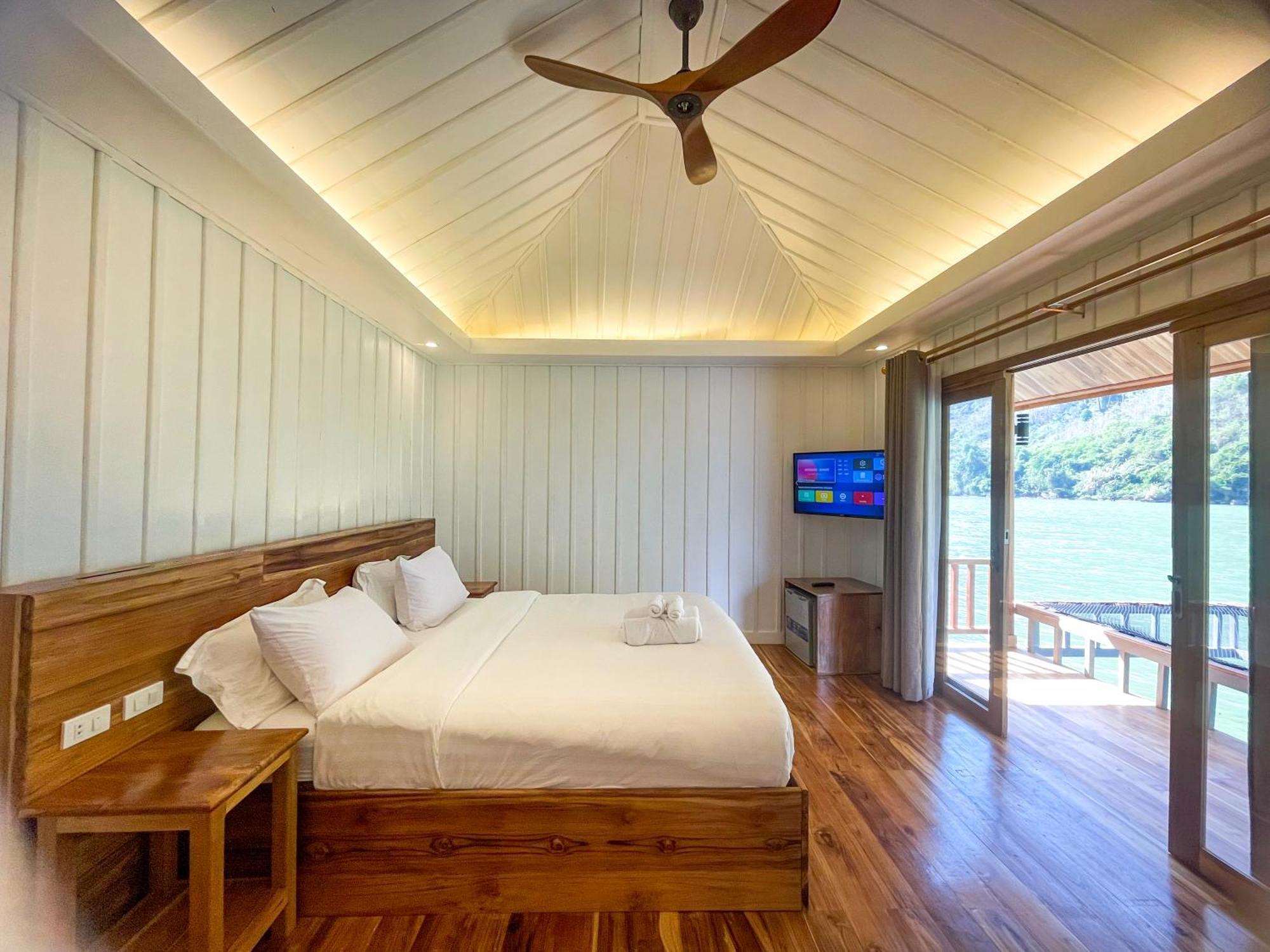 Nongkhiaw The Float House Hotell Exteriör bild