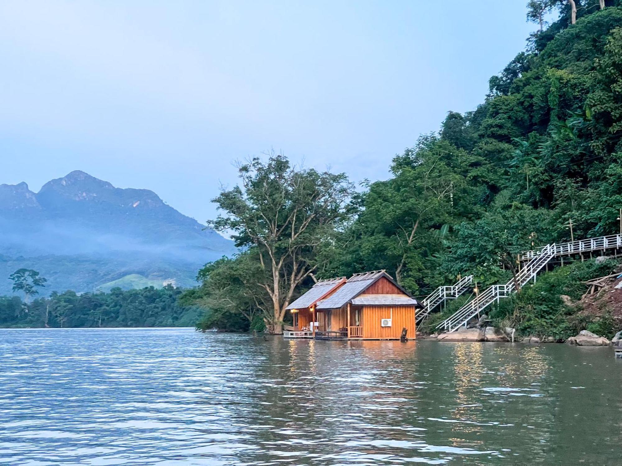 Nongkhiaw The Float House Hotell Exteriör bild
