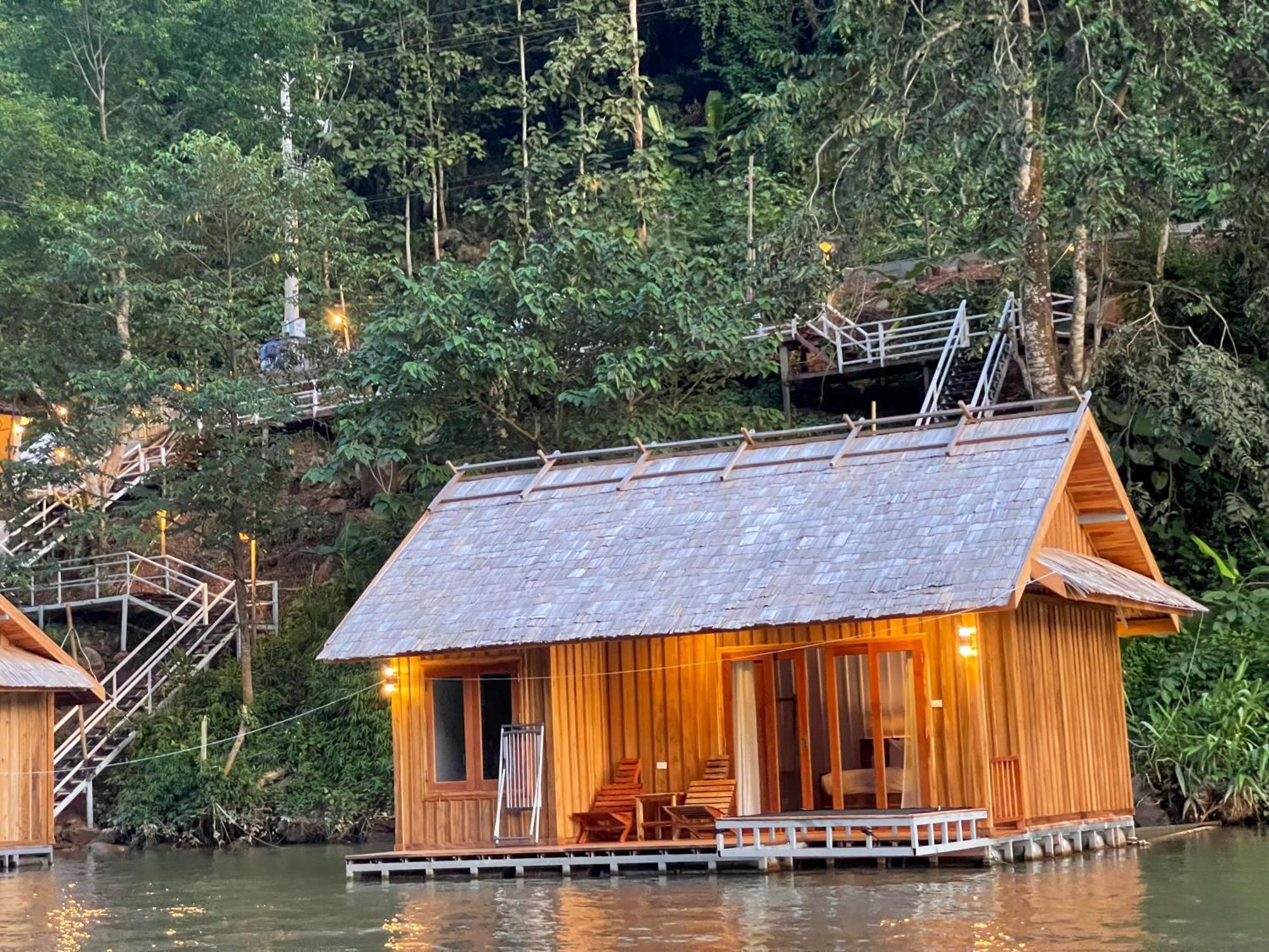 Nongkhiaw The Float House Hotell Exteriör bild