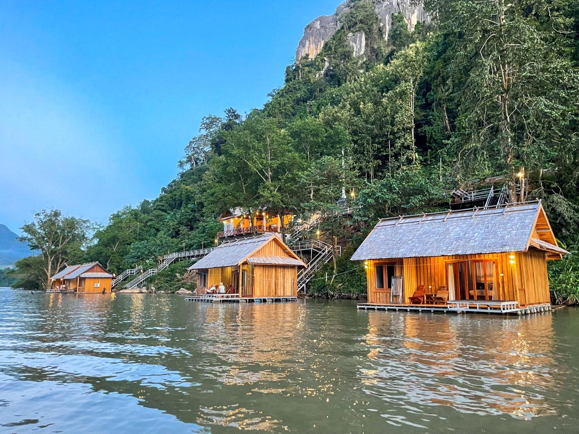 Nongkhiaw The Float House Hotell Exteriör bild