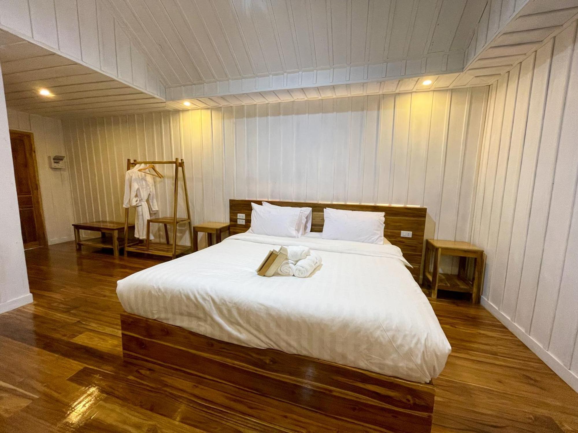 Nongkhiaw The Float House Hotell Exteriör bild