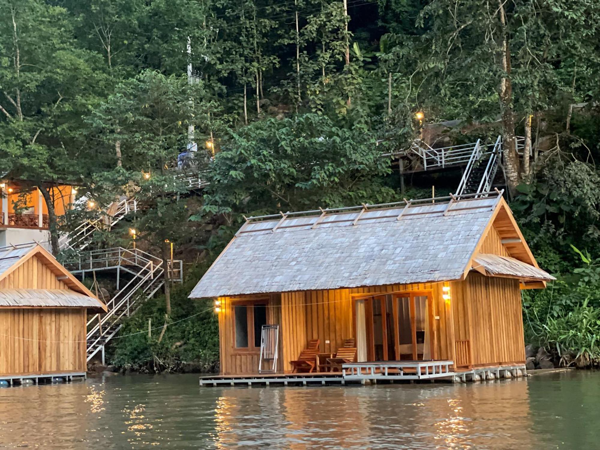 Nongkhiaw The Float House Hotell Exteriör bild