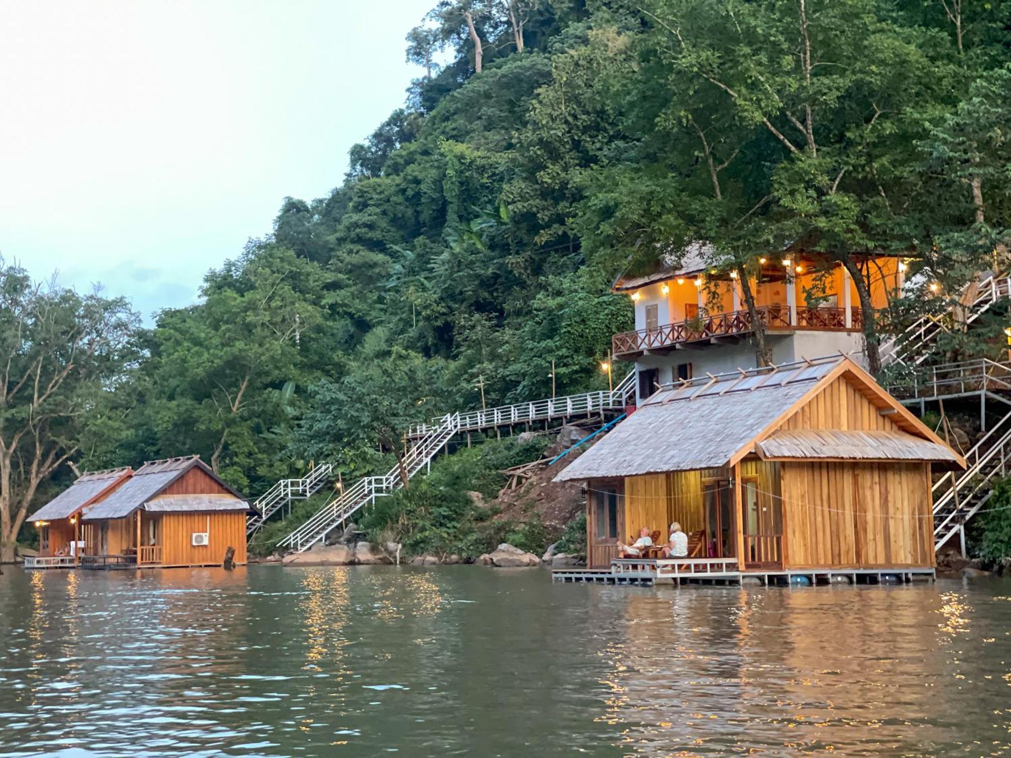 Nongkhiaw The Float House Hotell Exteriör bild