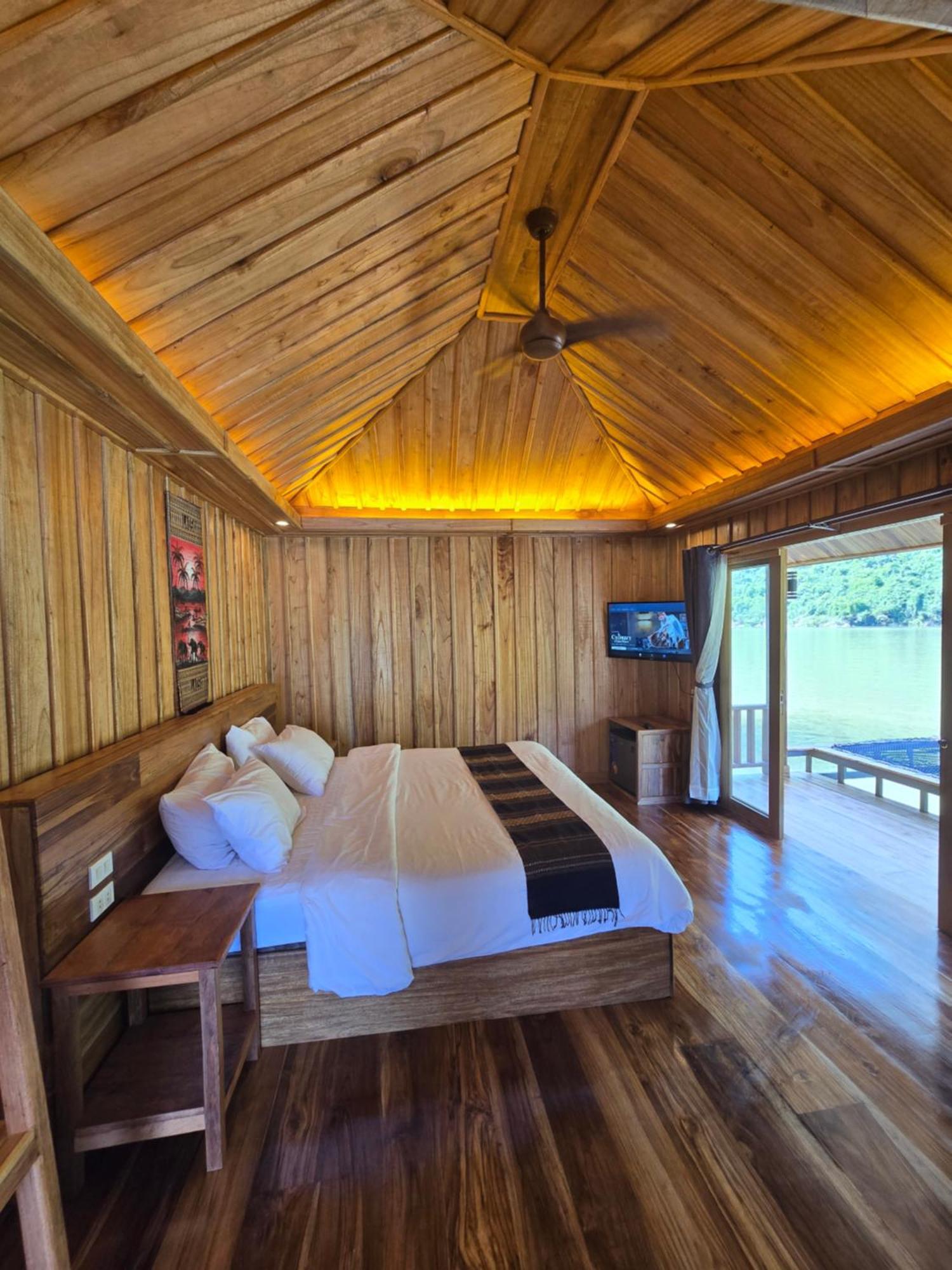 Nongkhiaw The Float House Hotell Exteriör bild